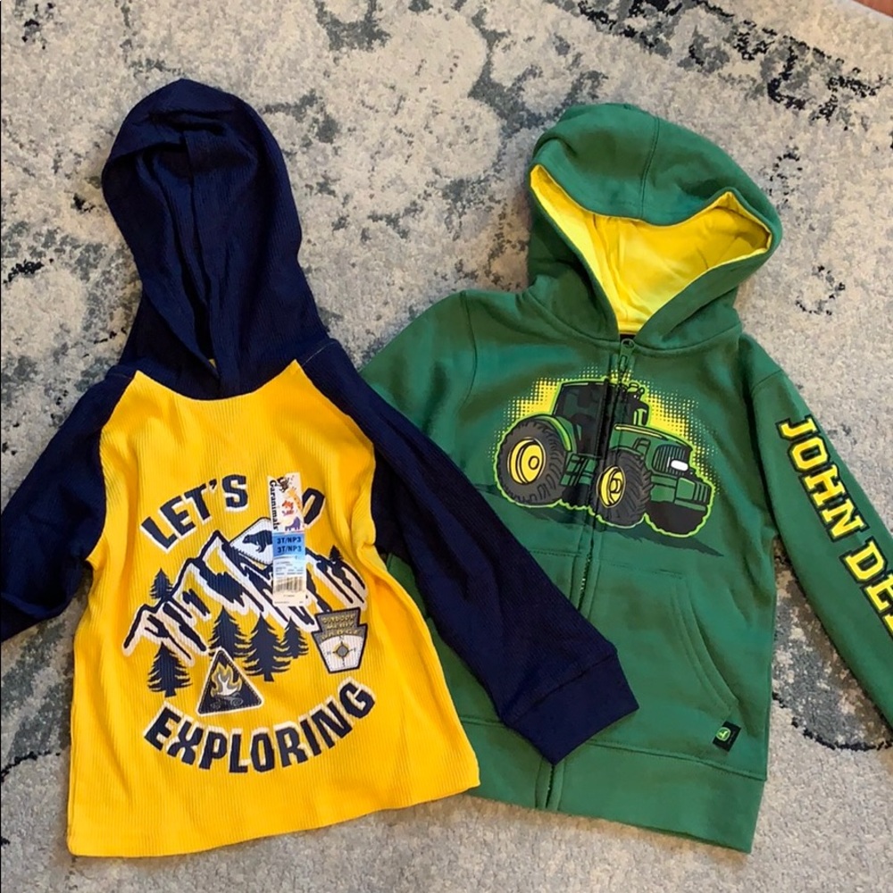 Boys 3T hooded sweatshirts, John Deere & thermal